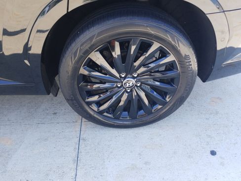 Used 2024 Hyundai Palisade Calligraphy image 23