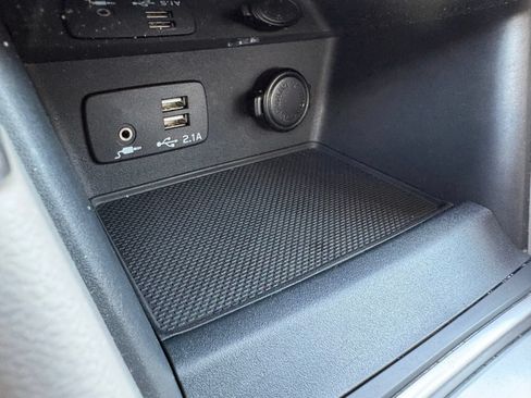 Certified 2022 Subaru Forester Premium AWD/4WD image 21