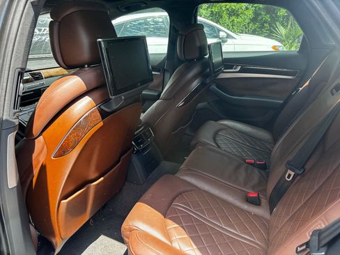 Used 2011 Audi A8 4.2 AWD/4WD image 10