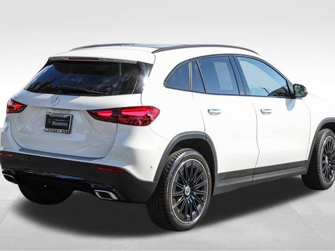 Certified 2026 Mercedes-Benz GLA 250 4MATIC image 9