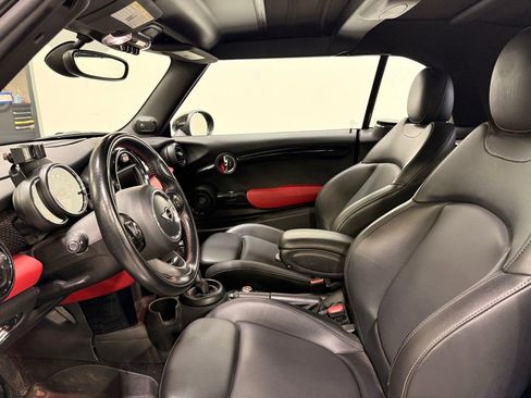 Used 2018 MINI Cooper S w/ Sport Package image 10