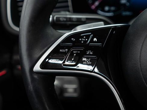 Used 2024 Mercedes-Benz GLE 350 4MATIC w/ Driver Assistance Package image 21