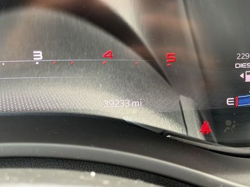 Used 2023 RAM 2500 Limited AWD/4WD image 28