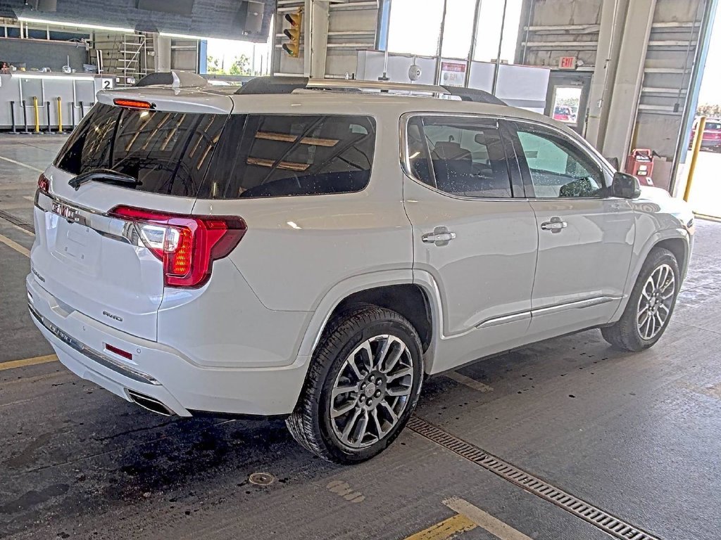 Used 2021 GMC Acadia Denali AWD/4WD image 2