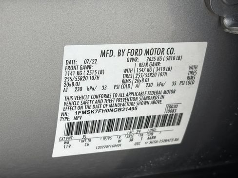 Used 2022 Ford Explorer Limited w/ Equipment Group 301A RWD image 35