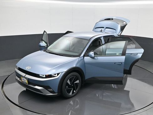 New 2026 Hyundai Ioniq 5 SEL image 30