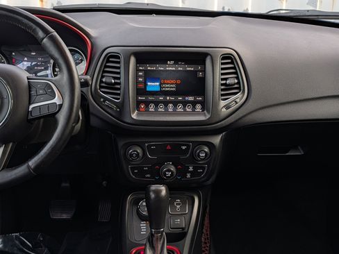 Used 2018 Jeep Compass Trailhawk w/ Leather Interior Group image 19