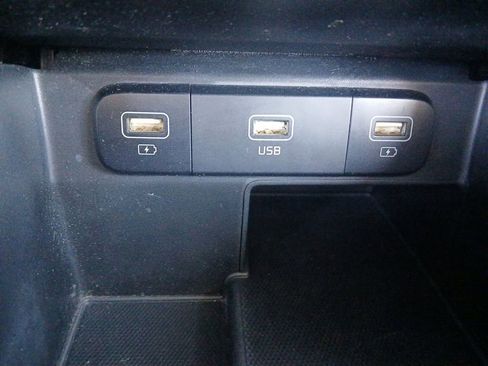 Used 2021 Kia Sorento S w/ Panoramic Sunroof Package image 31