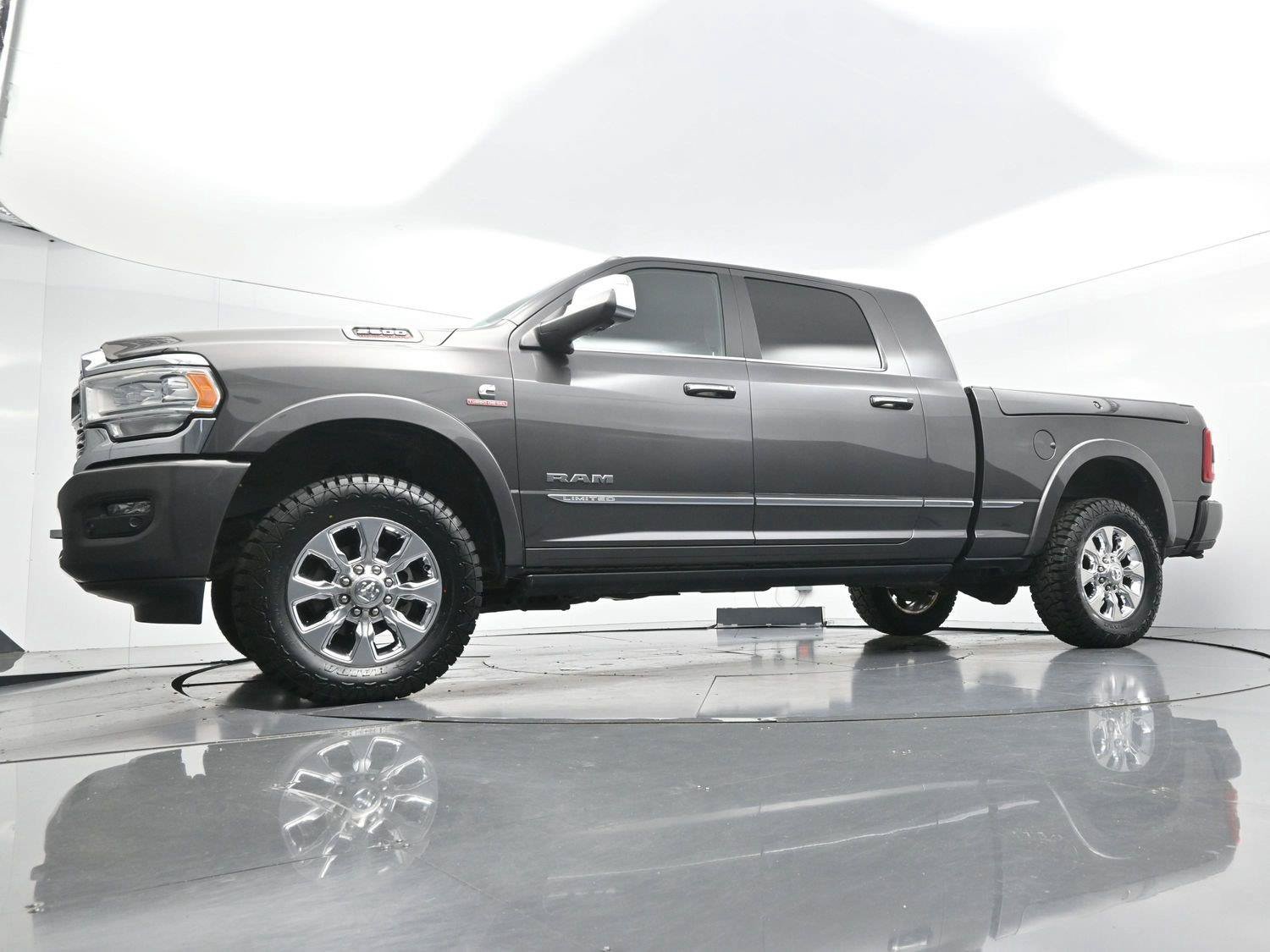 Used 2020 RAM 2500 Limited AWD/4WD image 49