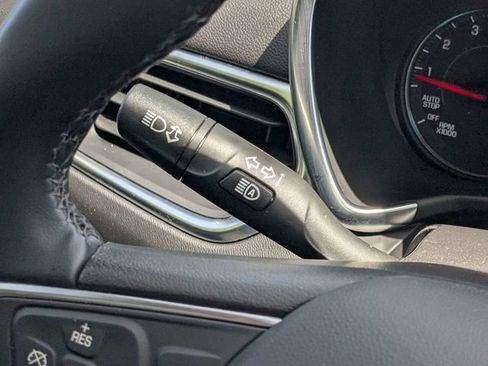 Used 2024 Chevrolet Equinox LT image 21