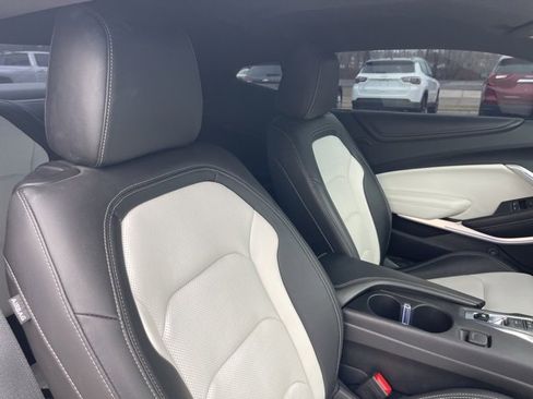 Used 2021 Chevrolet Camaro LT w/ RS Package image 35