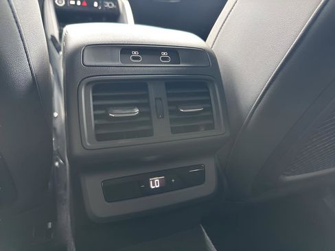 Used 2025 Audi Q5 Premium Plus w/ Premium Plus image 21