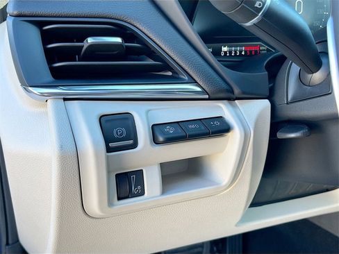 New 2025 Cadillac CT4 Premium Luxury image 10