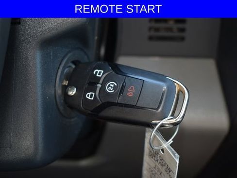 Used 2022 Ford F350 XLT w/ XLT Premium Package AWD/4WD image 6