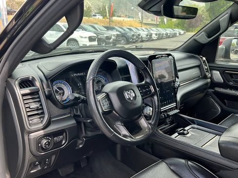 Used 2020 RAM 1500 Limited w/ Black Appearance Package AWD/4WD image 27