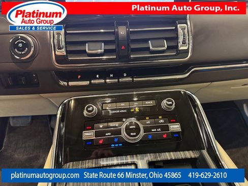 Used 2020 Lincoln Navigator Black Label w/ Cargo Convenience Package AWD/4WD image 20