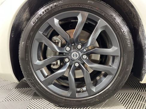 Used 2020 Nissan 370Z Coupe image 12