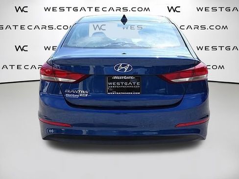 Used 2017 Hyundai Elantra SE image 10