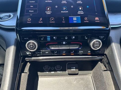 Used 2022 Jeep Grand Cherokee L Overland w/ Advanced Protech Group III AWD/4WD image 36