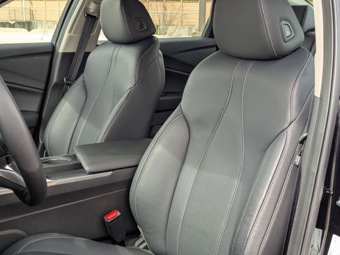 Certified 2025 Acura TLX w/ Technology Package image 14