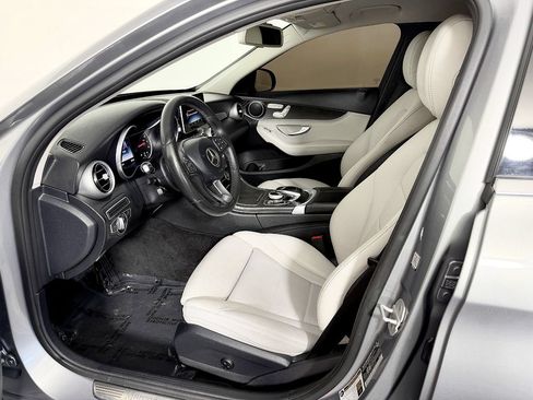 Used 2016 Mercedes-Benz C 300 4MATIC Sedan image 31