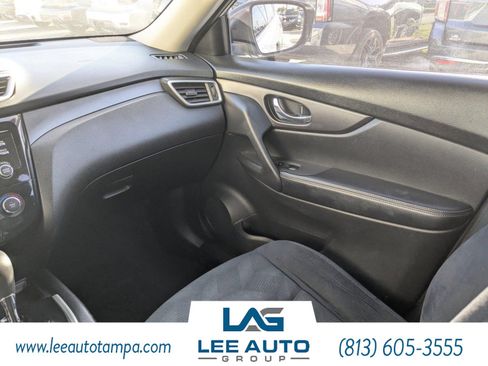 Used 2016 Nissan Rogue S image 15