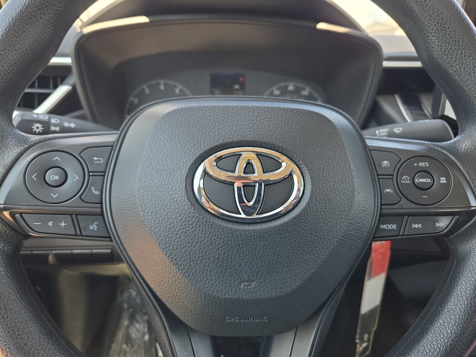 Used 2023 Toyota Corolla LE FWD image 20