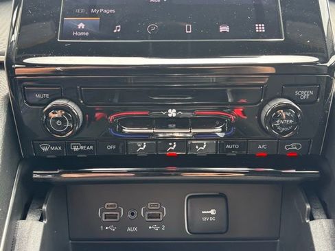 New 2026 Jeep Grand Cherokee Laredo AWD/4WD image 18