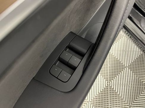 Used 2023 Tesla Model 3 Standard Range RWD image 30