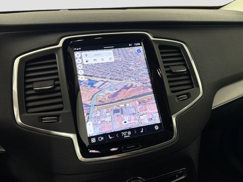 Certified 2023 Volvo XC90 B5 Core w/ Protection Package Premier image 13