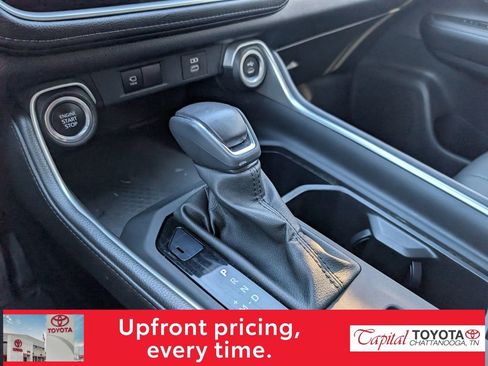 Used 2024 Toyota Grand Highlander Limited image 25