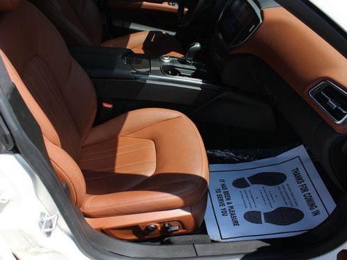Used 2018 Maserati Ghibli image 12