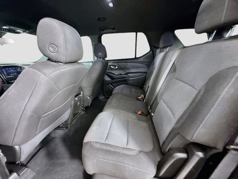 Used 2023 Chevrolet Traverse LT FWD image 24
