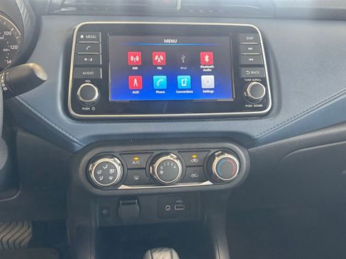 Used 2025 Nissan Versa SV w/ Trunk Package FWD image 22