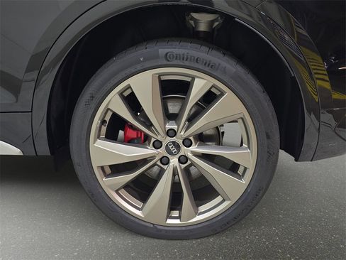 New 2025 Audi SQ5 Premium Plus image 33