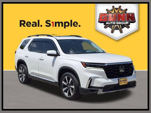Used 2024 Honda Pilot Elite image 1