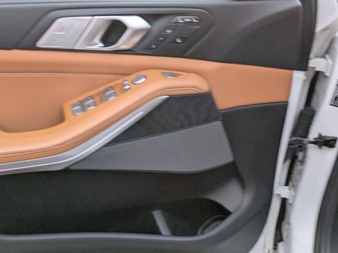 Used 2021 BMW X7 xDrive40i w/ Executive Package image 13