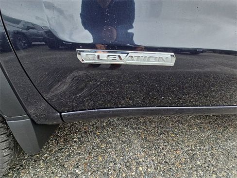 New 2026 GMC Sierra 1500 Elevation image 33