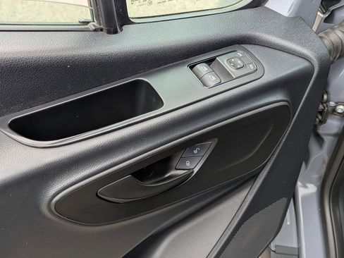 Used 2020 Mercedes-Benz Sprinter 3500 image 11
