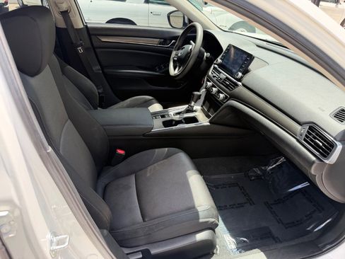 Used 2021 Honda Accord LX image 12