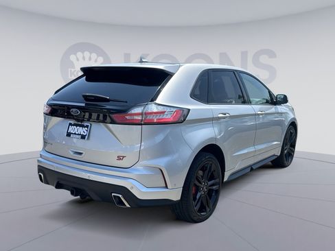 Used 2019 Ford Edge ST w/ Equipment Group 401A AWD/4WD image 16