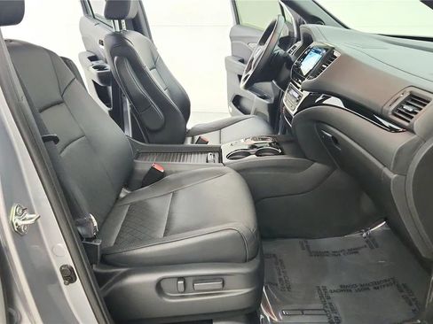 Used 2020 Honda Passport Touring image 37