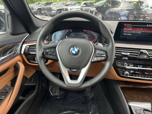 Used 2020 BMW 540i xDrive w/ Premium Package AWD/4WD image 16