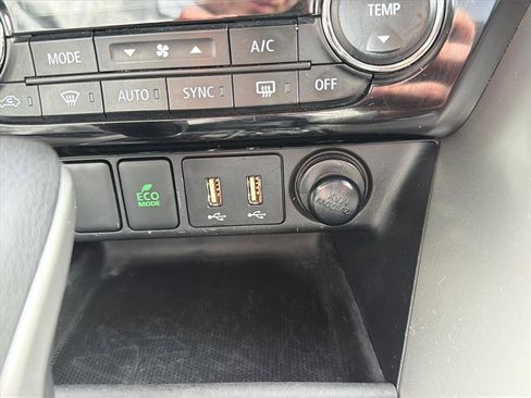 Used 2025 Mitsubishi Eclipse Cross SE image 19