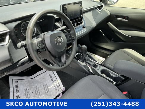 Used 2021 Toyota Corolla LE FWD image 20