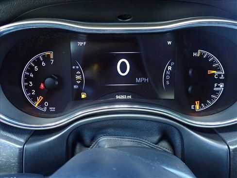 Used 2015 Jeep Grand Cherokee Laredo w/ Quick Order Package 23E AWD/4WD image 25