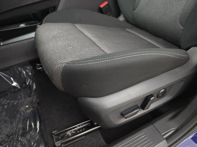 Used 2026 Nissan Rogue SV FWD image 28