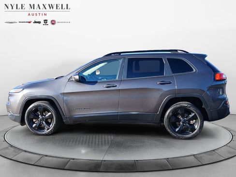 Used 2016 Jeep Cherokee High Altitude w/ Technology Group image 12