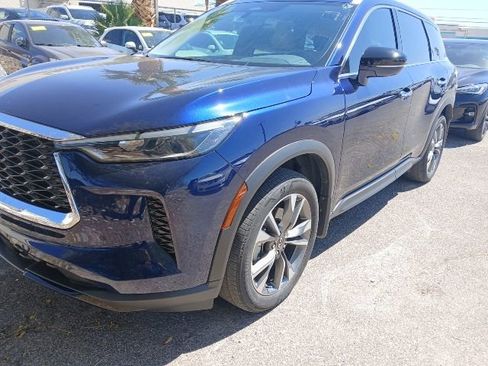 Used 2023 INFINITI QX60 Luxe w/ Cargo Package FWD image 1