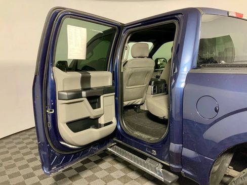 Used 2019 Ford F150 XLT w/ Equipment Group 302A Luxury AWD/4WD image 21